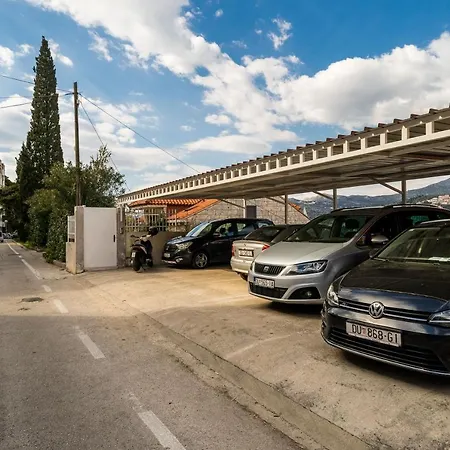 Apartman Jelena *